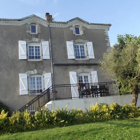 Domaine De Poumatan Отель типа 